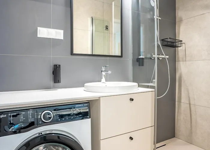 Szálloda Noli Riverside